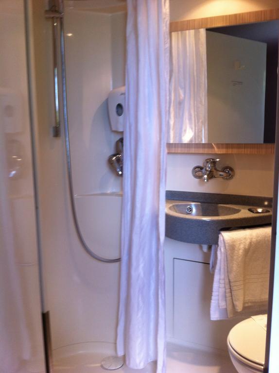 Premiere Classe Geneve - Saint Genis Pouilly Exterior foto